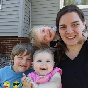 Meet your Posher, Ashley